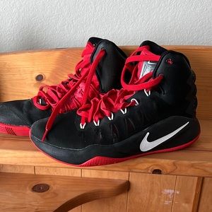 Nike Hyperdunk Basketball Shoes